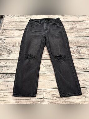 American Eagle Distressed Black Straight Leg Jeans; Cropped High Rise 6 x-short